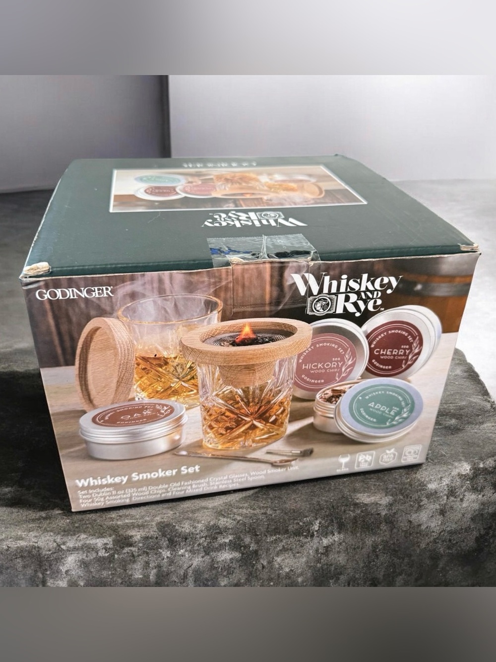 Godinger Whiskey & Rye Old Fashioned Crystal Glasses - Whiskey Smoker Set